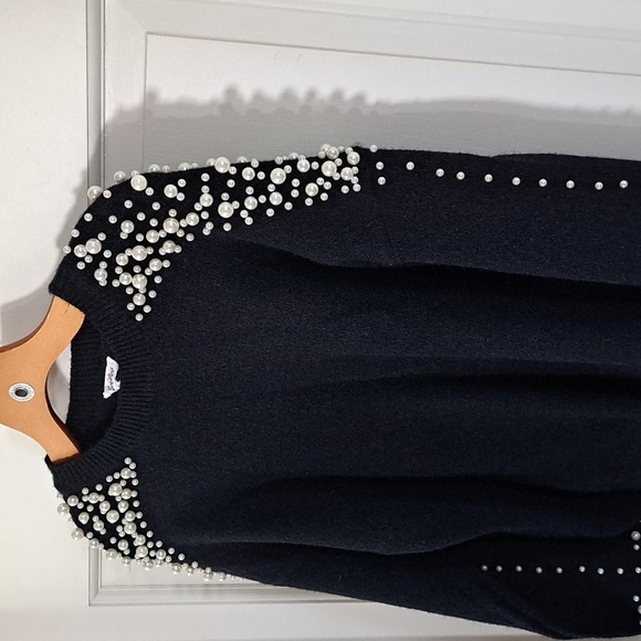 GeeGee Pearls Embellished Chunky Knit Cozy Statement Stylish Soft Sweater - Picture 14 of 14